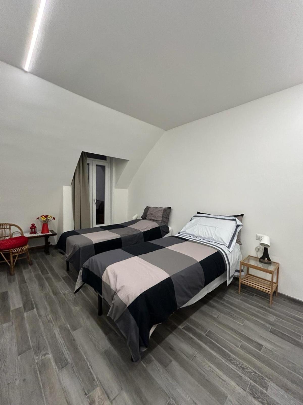 Il Trifoglio Apartment Rozzano Luaran gambar